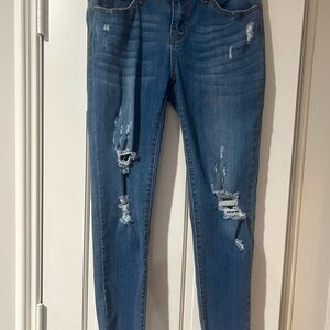 Judy Blue Ripped Skinny Jeans in Denim Blue